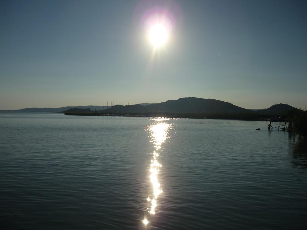 Balaton Eldorado Camping Hotel Badacsonytördemic Exterior foto
